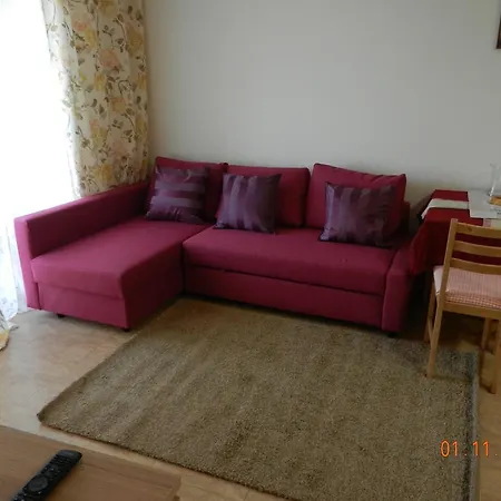 Parque Central إِستيبونا