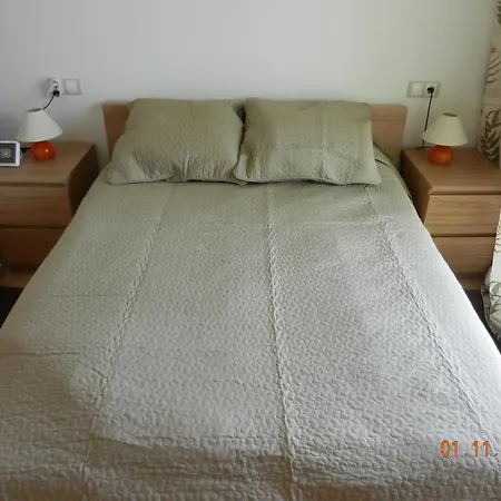 Parque Central إِستيبونا